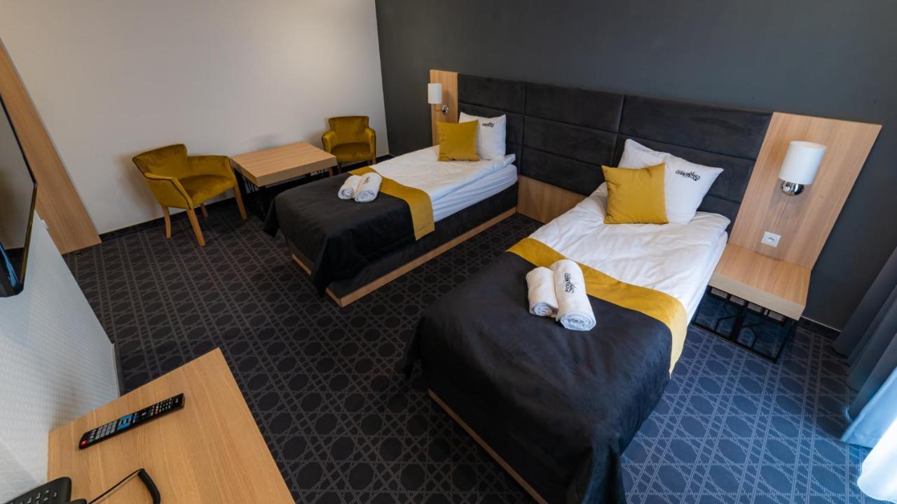 Czarne  Hotel Nad Czernica מראה חיצוני תמונה