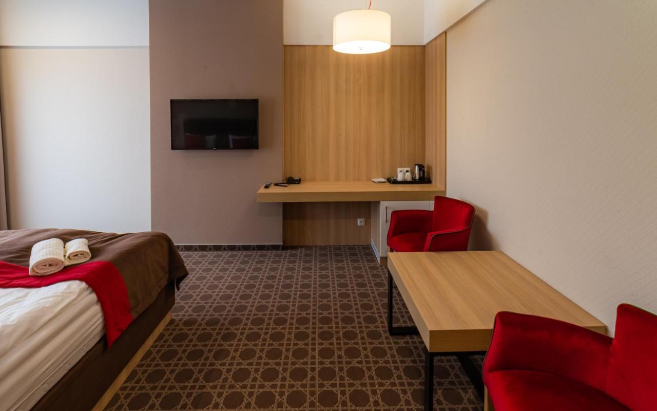 Czarne  Hotel Nad Czernica מראה חיצוני תמונה