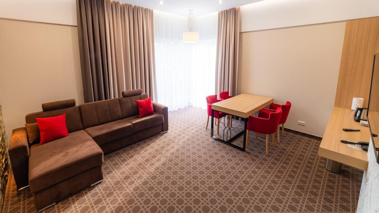 Czarne  Hotel Nad Czernica מראה חיצוני תמונה
